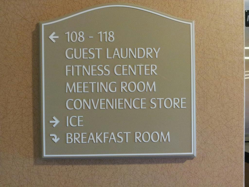 Cobblestone Inn & Suites - Hartington Luaran gambar