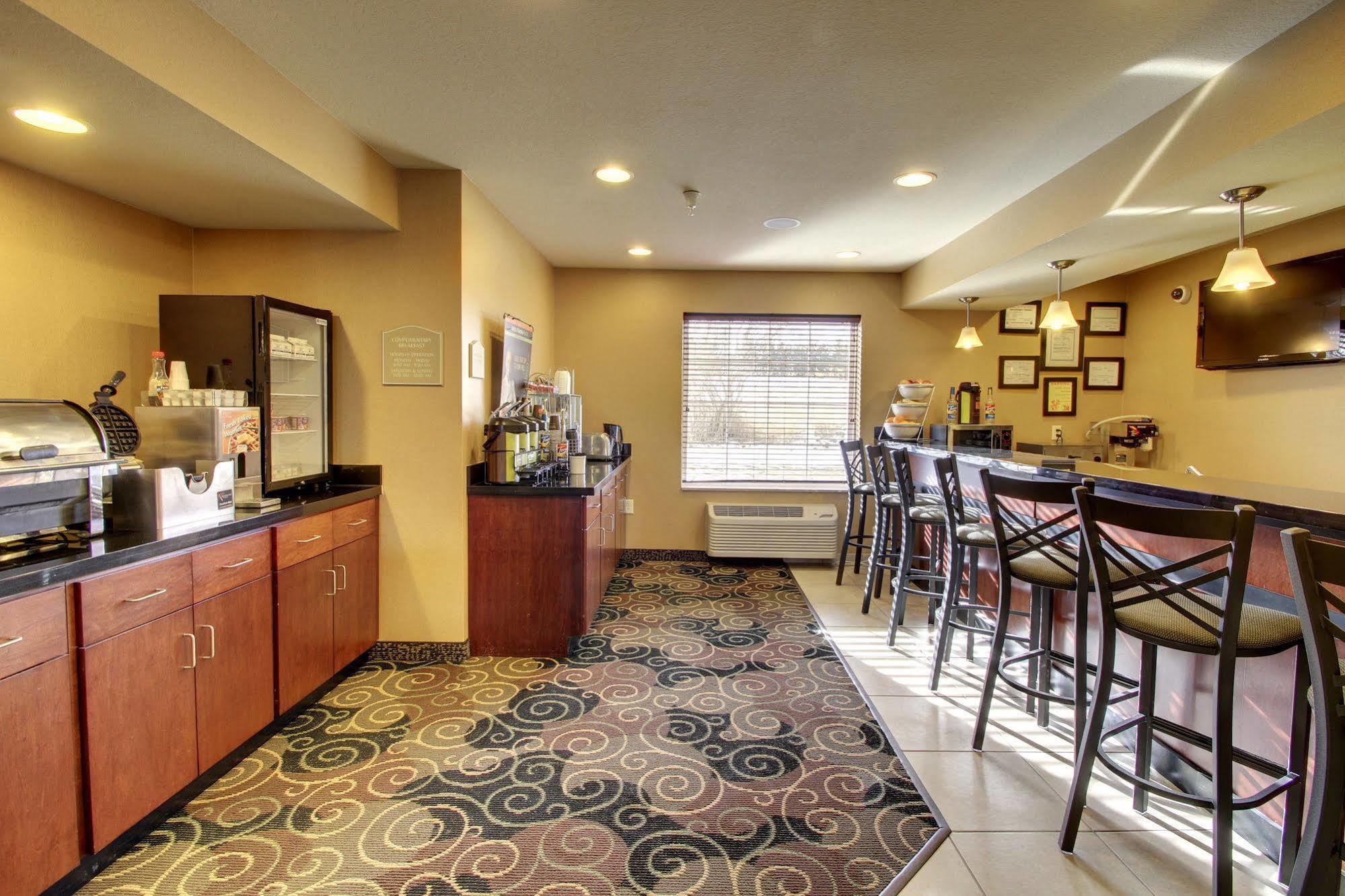 Cobblestone Inn & Suites - Hartington Luaran gambar