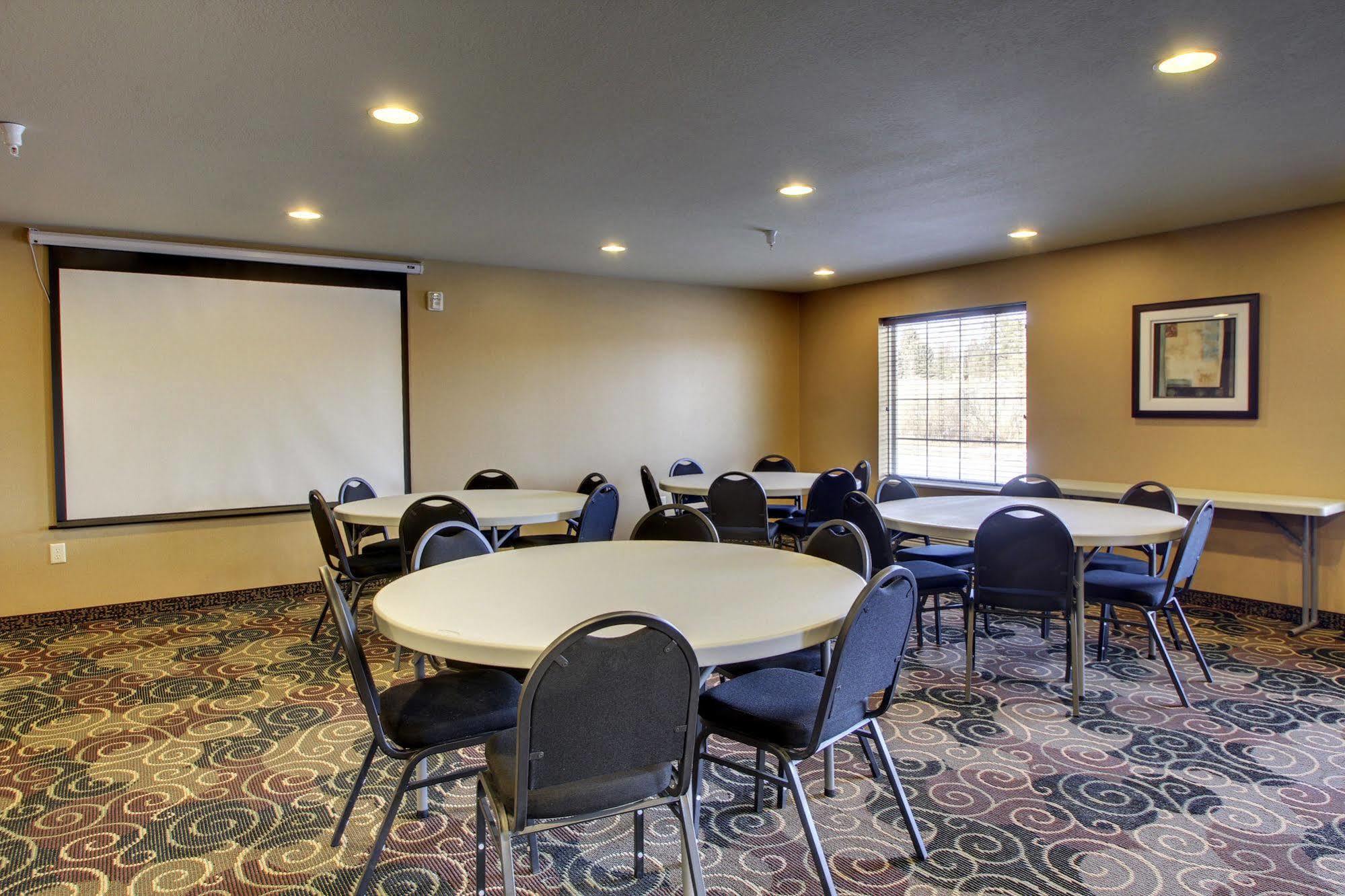 Cobblestone Inn & Suites - Hartington Luaran gambar