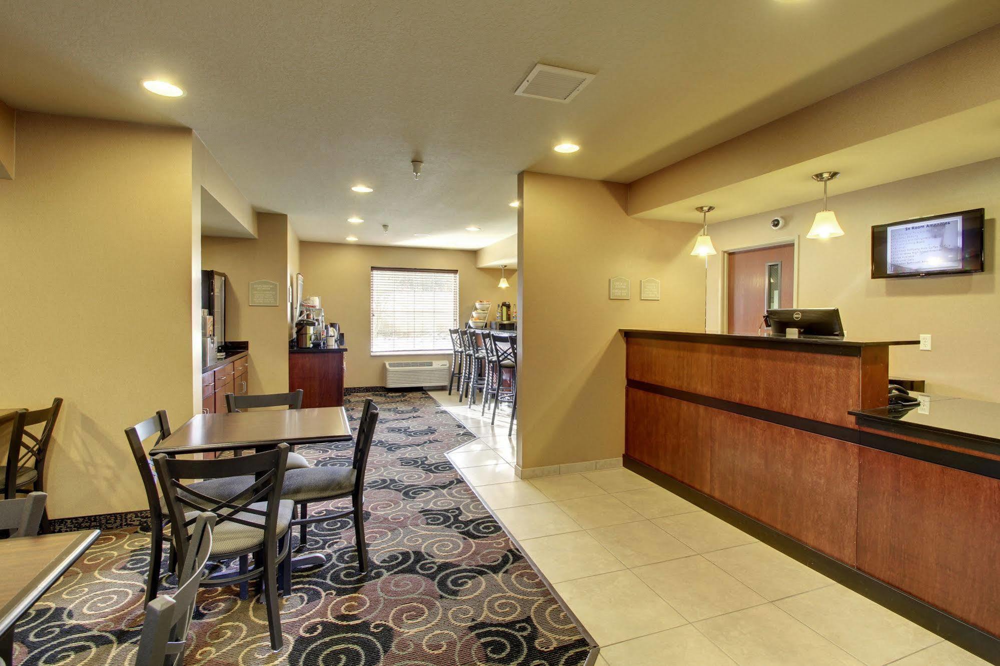 Cobblestone Inn & Suites - Hartington Luaran gambar